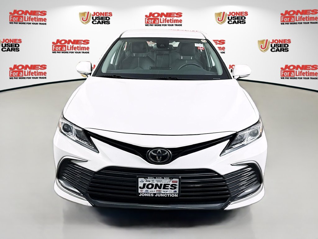 Used 2024 Toyota Camry LE w/ Convenience Package FWD image 10