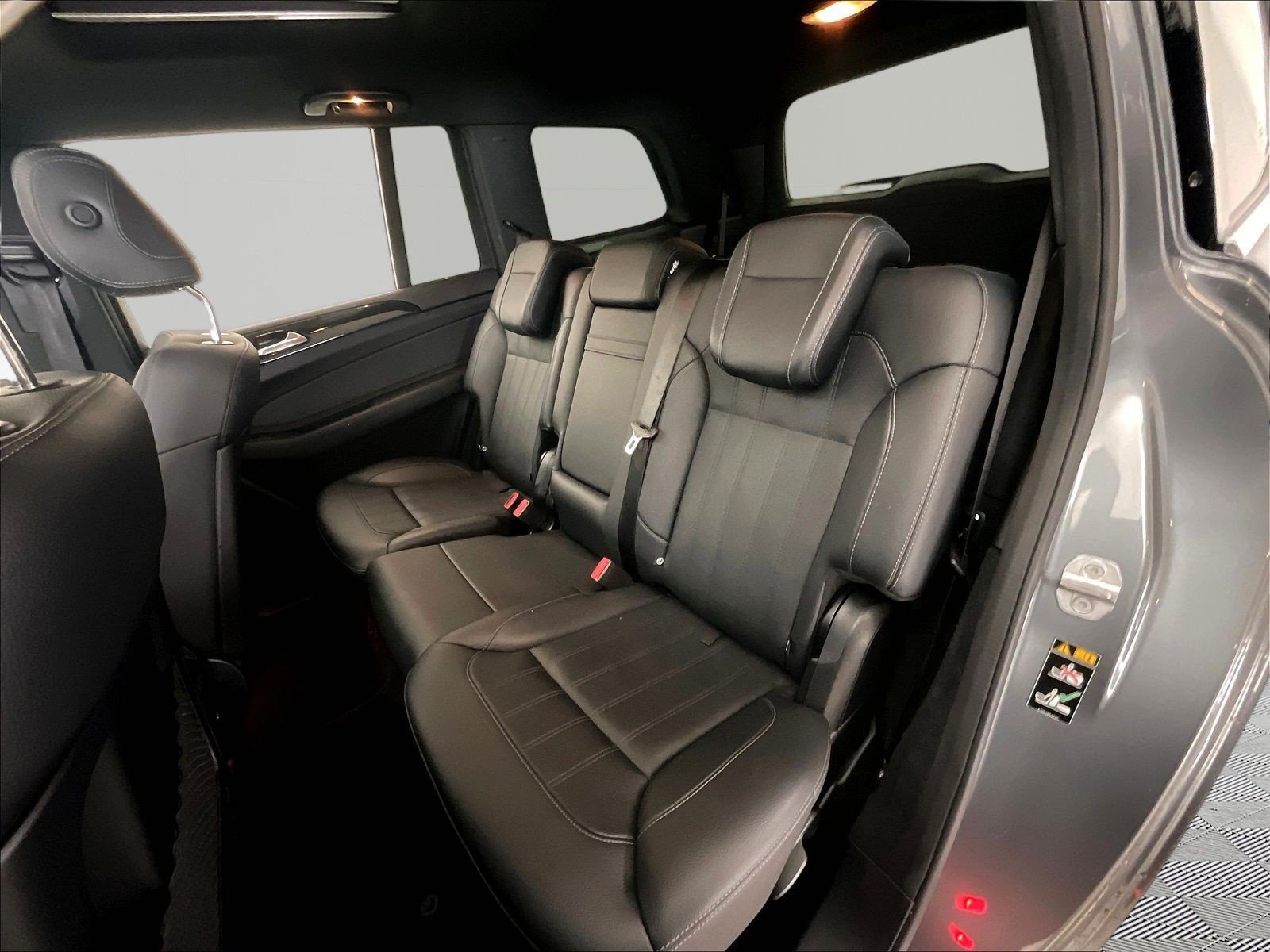 Used 2019 Mercedes-Benz GLS 450 4MATIC image 22