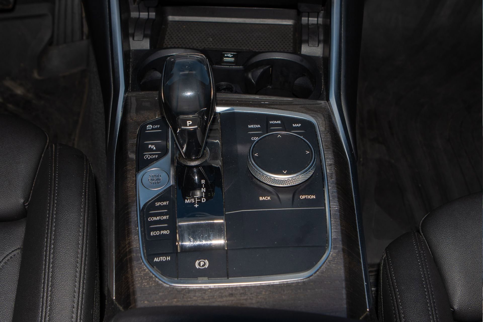 Used 2019 BMW 330i xDrive Sedan w/ Driving Assistance Package image 24