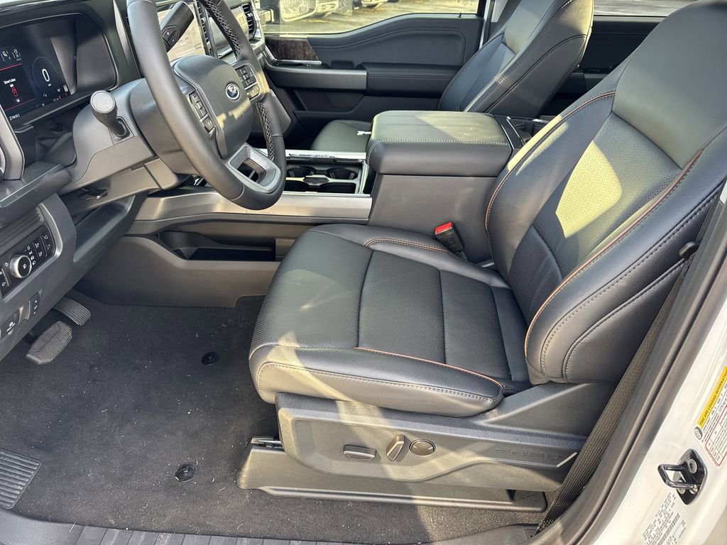 New 2025 Ford F250 Lariat w/ Lariat Ultimate Package image 9