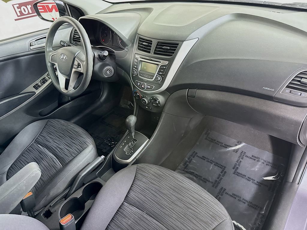 Used 2017 Hyundai Accent SE FWD image 27