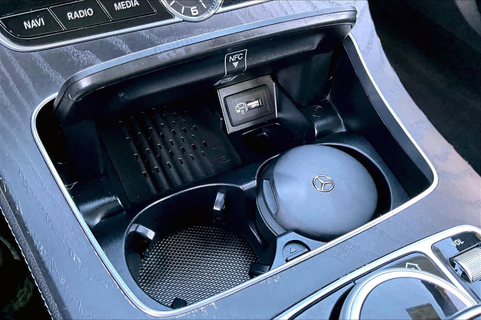 Used 2019 Mercedes-Benz E 300 image 32