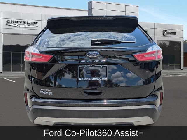 Used 2021 Ford Edge SEL w/ Convenience Package FWD image 4