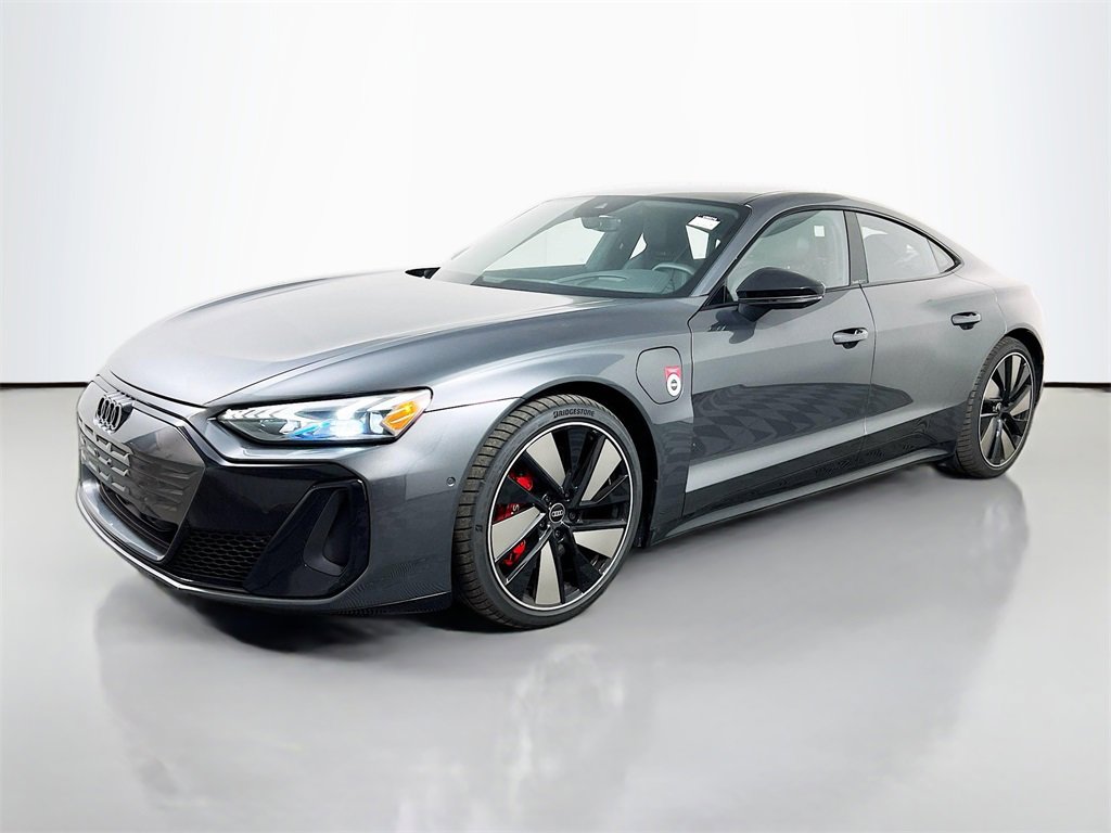 New 2026 Audi S e-tron GT Prestige image 3