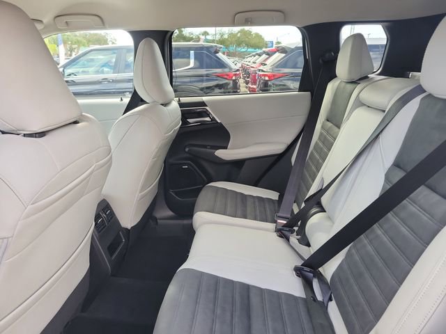 New 2026 Mitsubishi Outlander SE FWD image 14