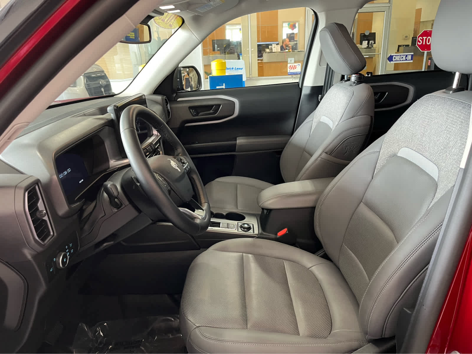 Used 2025 Ford Bronco Sport Badlands AWD/4WD image 19