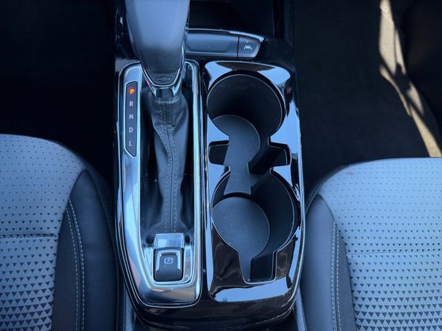 Used 2025 Chevrolet Trax LT w/ LT Convenience Package image 23