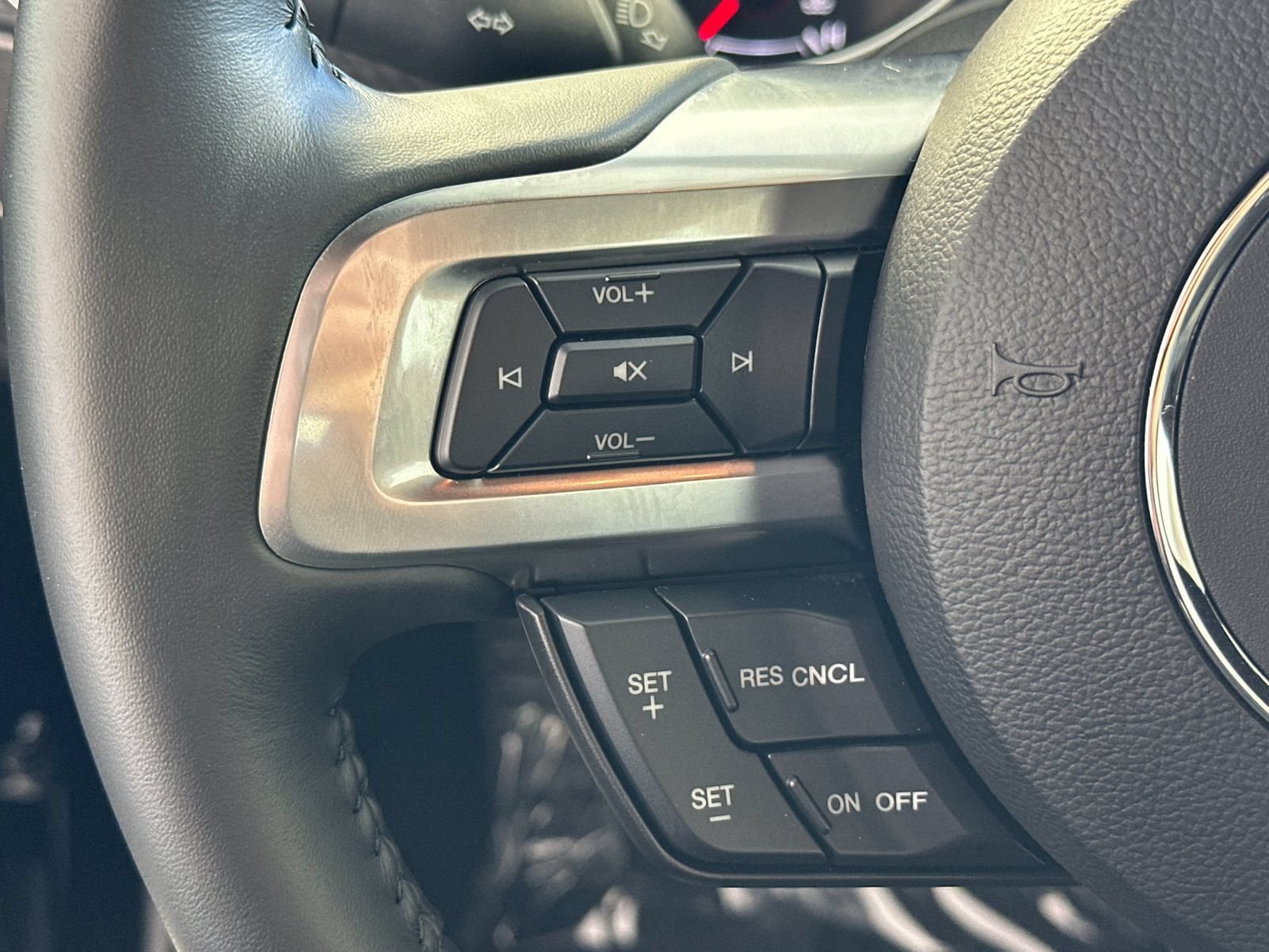 Used 2018 Ford Mustang GT w/ GT Performance Package RWD image 25