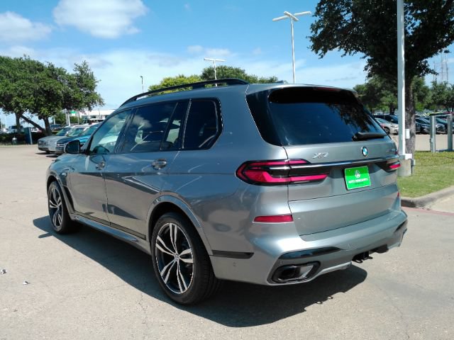Used 2023 BMW X7 xDrive40i w/ M Sport Package AWD/4WD image 14