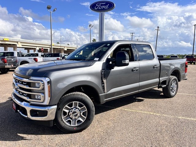 New 2026 Ford F350 2WD Crew Cab Super Duty image 3