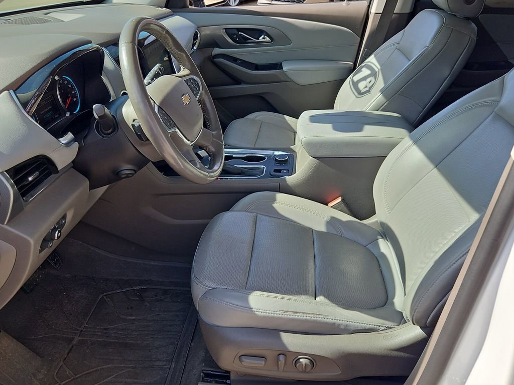 Used 2018 Chevrolet Traverse Premier w/ Driver Confidence II Package image 11
