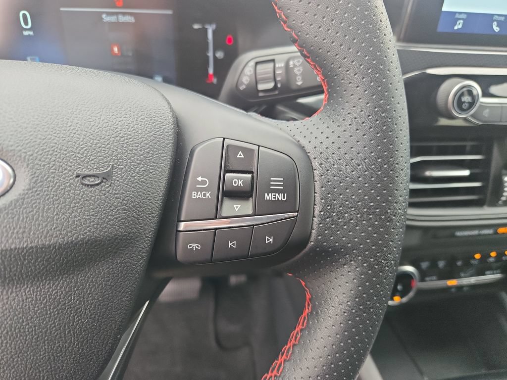 Used 2025 Ford Escape ST-Line AWD/4WD image 32