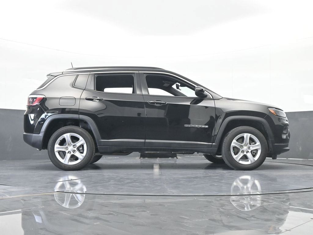 Used 2024 Jeep Compass Latitude image 58