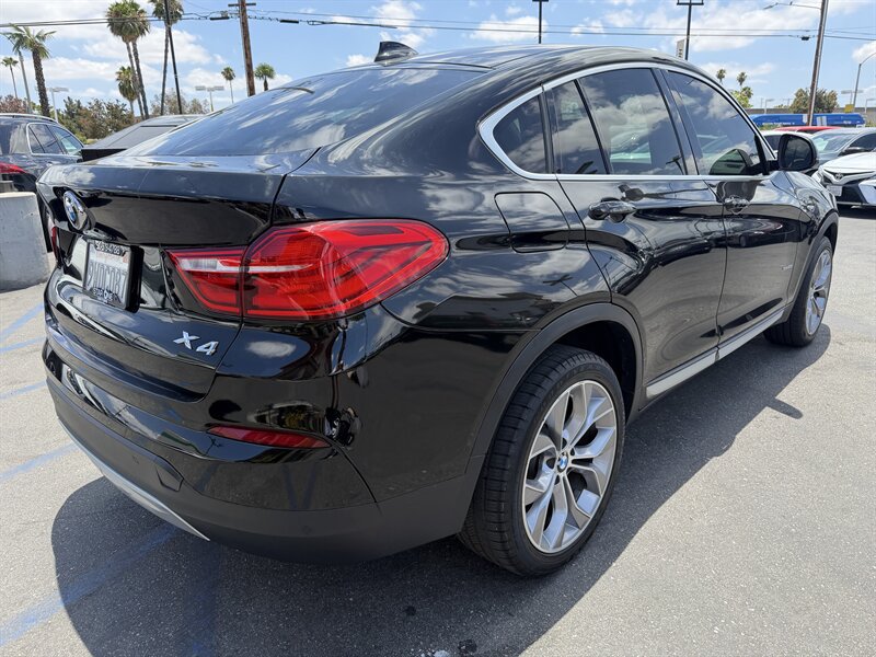 Used 2018 BMW X4 xDrive28i AWD/4WD image 5