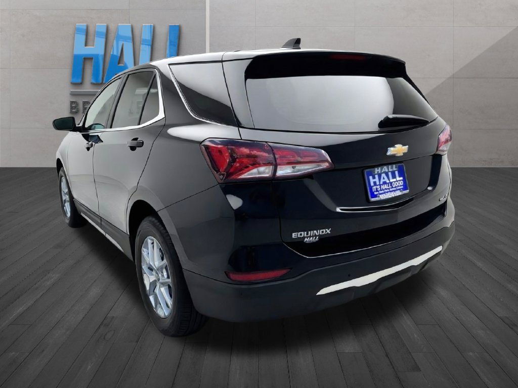 Used 2023 Chevrolet Equinox LT w/ Driver Convenience Package AWD/4WD image 3