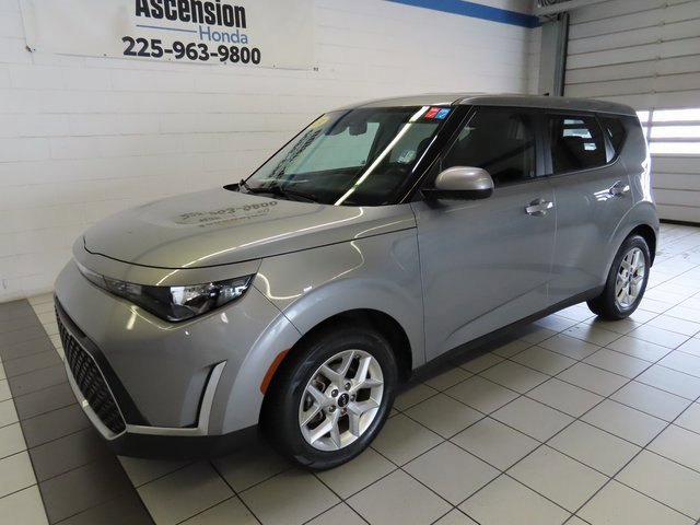 Used 2024 Kia Soul LX w/ Option Group 015 image 2