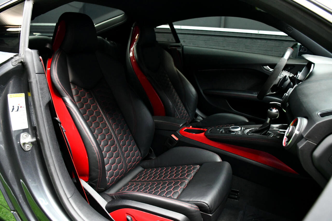 Used 2019 Audi TT RS w/ Technology Package image 40