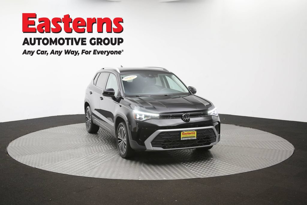 Used 2025 Volkswagen Taos SE FWD image 50