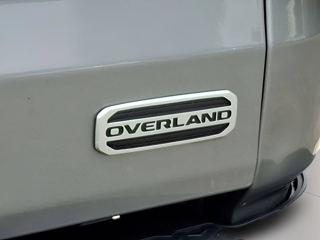 Used 2020 Jeep Gladiator Overland w/ Dual Top Group AWD/4WD image 60
