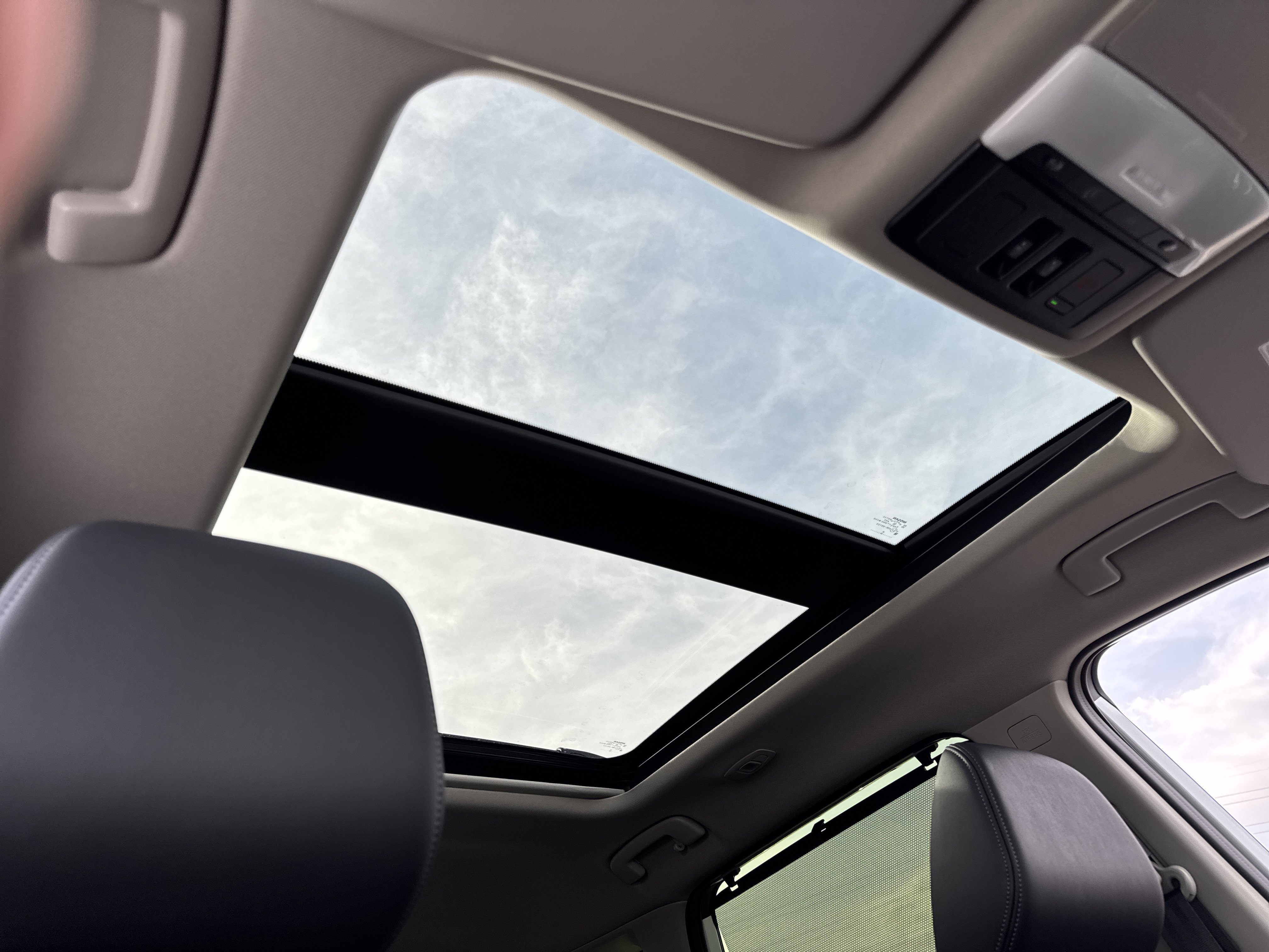 New 2026 Nissan Rogue Platinum AWD/4WD image 26