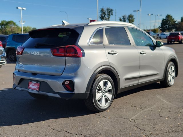 Used 2022 Kia Niro LX FWD image 3