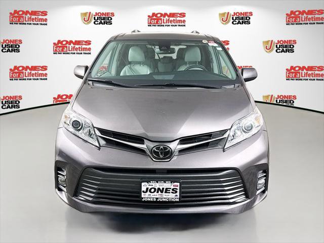 Certified 2019 Toyota Sienna XLE w/ Carpet Mat Package FWD image 12