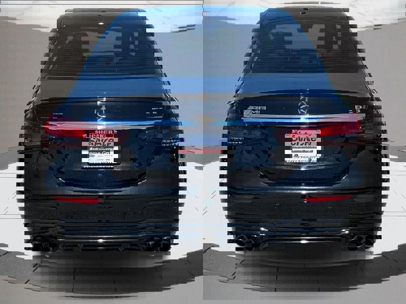 Used 2022 Mercedes-Benz E 53 AMG 4MATIC Sedan image 3