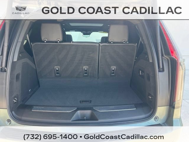 Used 2023 Cadillac Escalade Premium Luxury AWD/4WD image 14