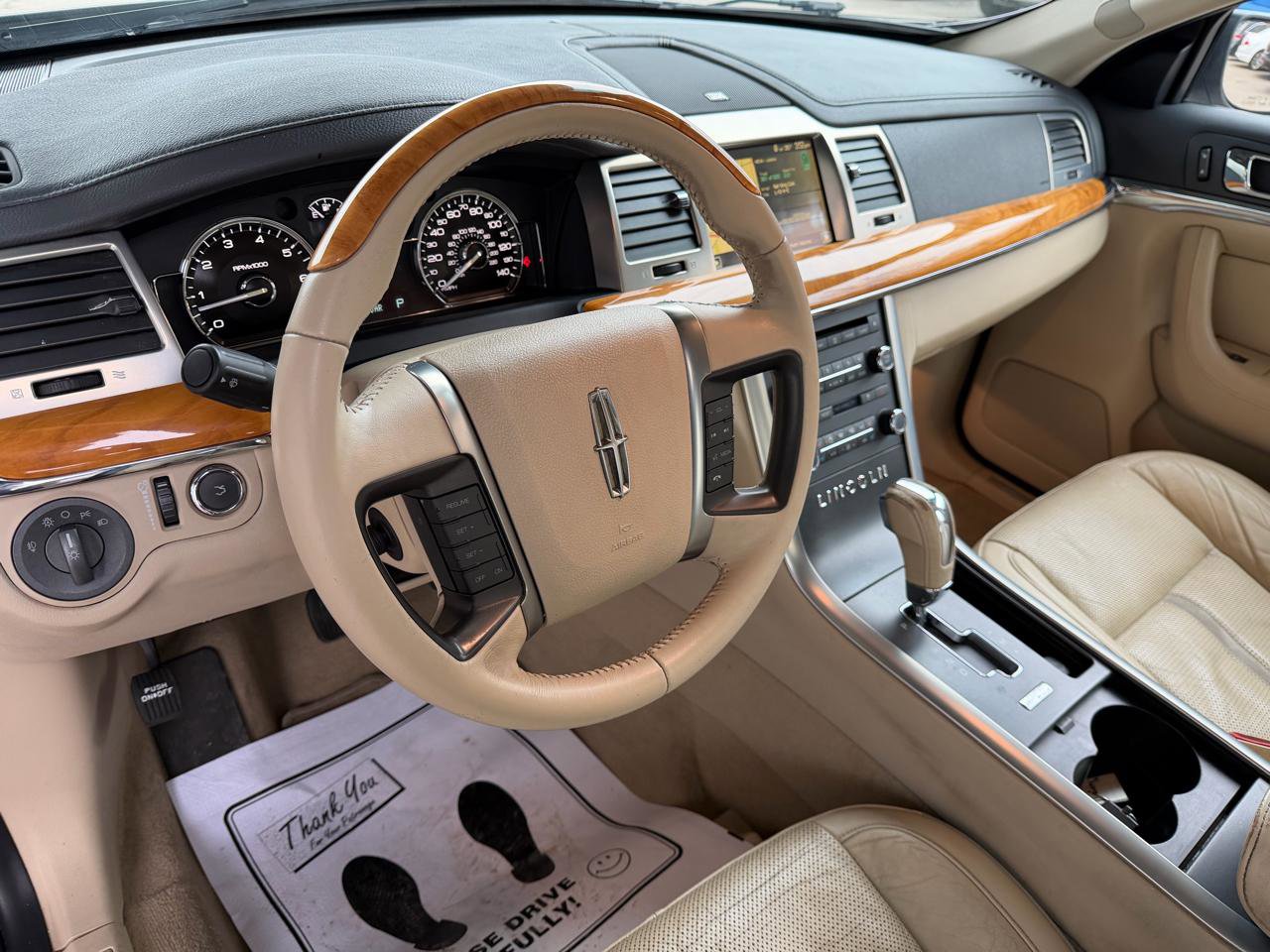 Used 2009 Lincoln MKS AWD image 8
