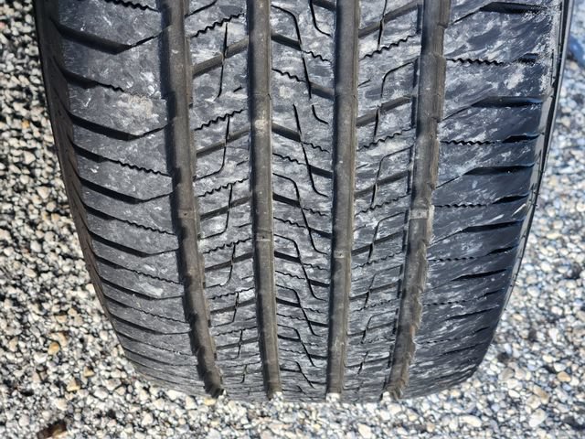 Used 2009 Chevrolet Suburban LS RWD image 11