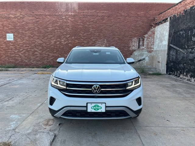 Used 2021 Volkswagen Atlas Cross Sport SEL Premium AWD/4WD image 2