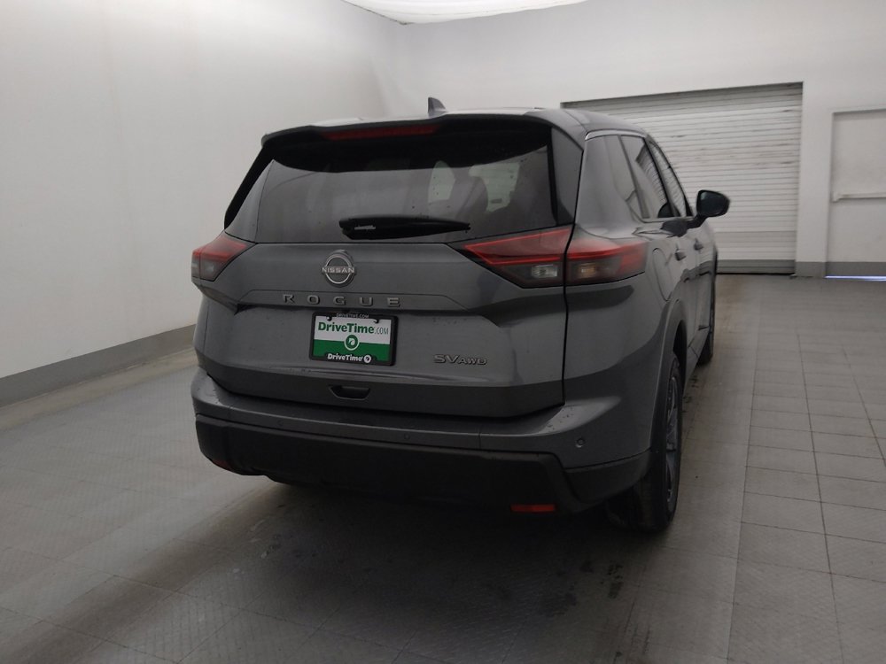Used 2024 Nissan Rogue SV image 7