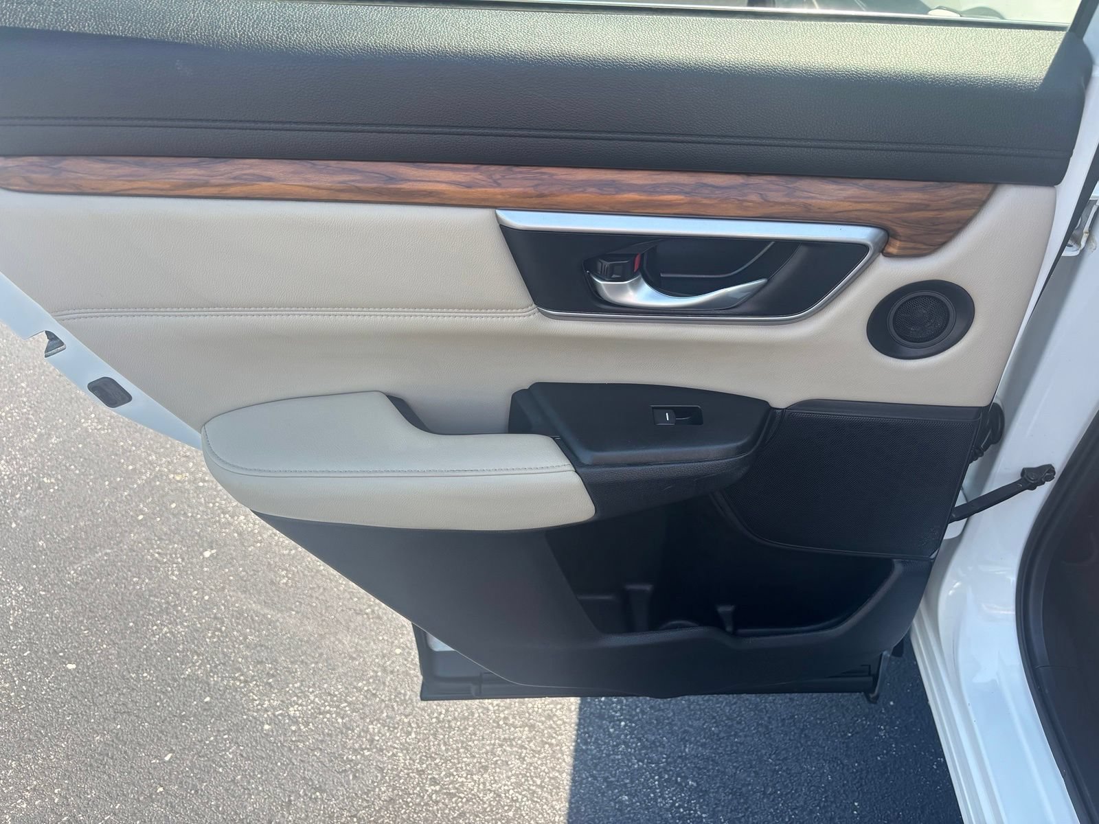 Used 2018 Honda CR-V EX-L image 25