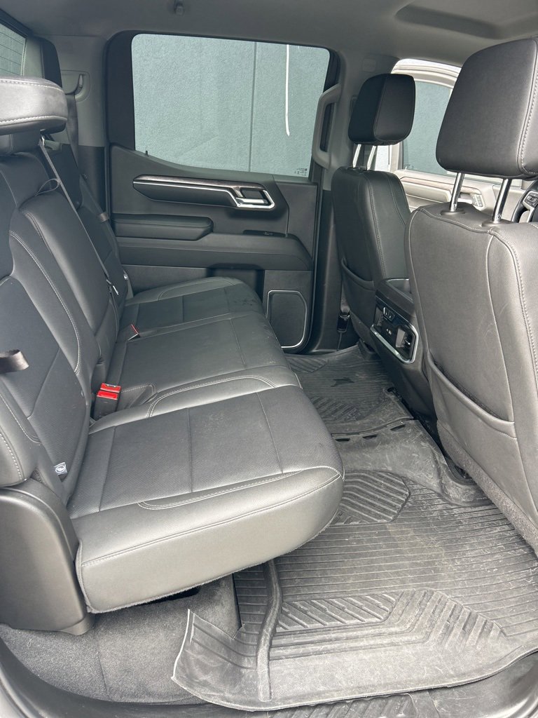 Used 2024 Chevrolet Silverado 1500 LTZ image 14