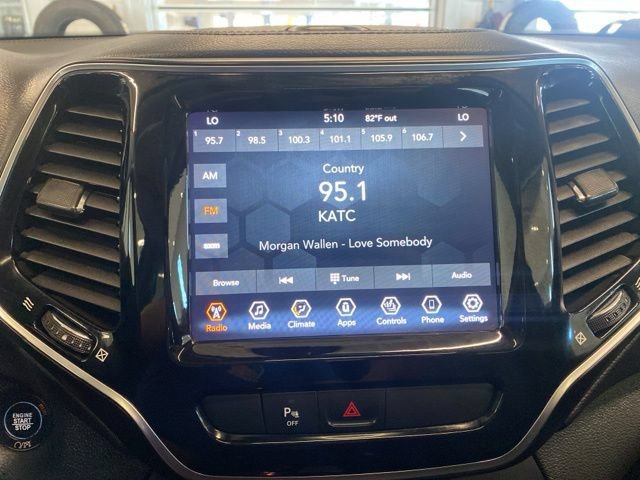 Used 2020 Jeep Cherokee Limited AWD/4WD image 22