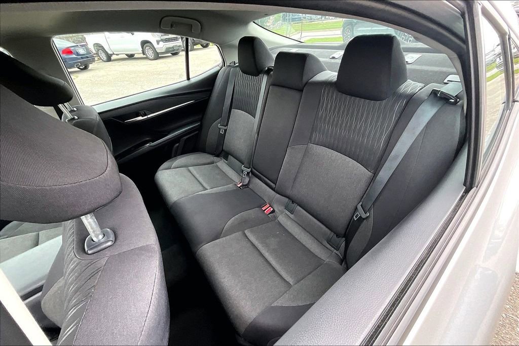 Used 2025 Toyota Camry LE FWD image 35