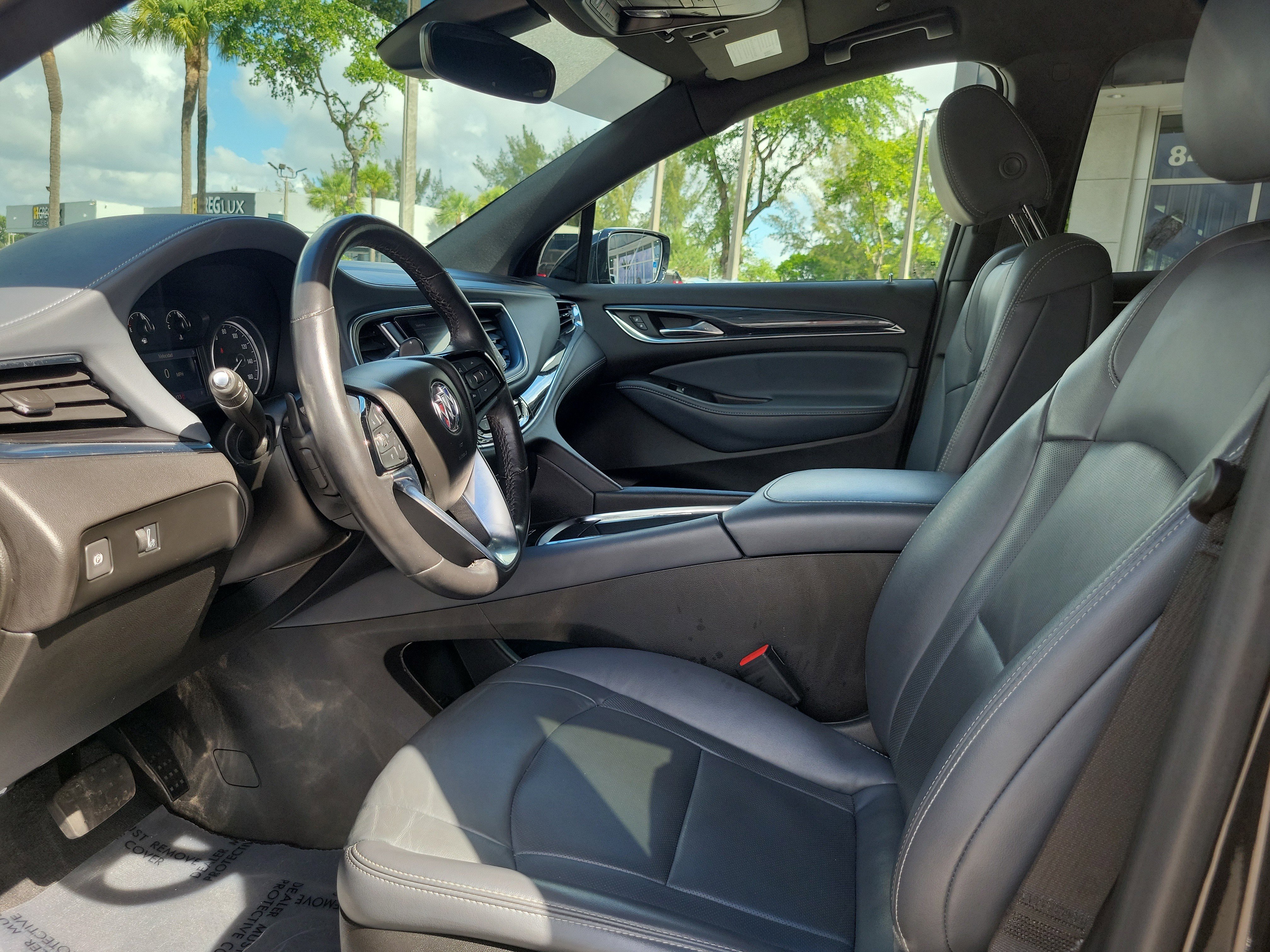Used 2022 Buick Enclave Essence FWD image 11