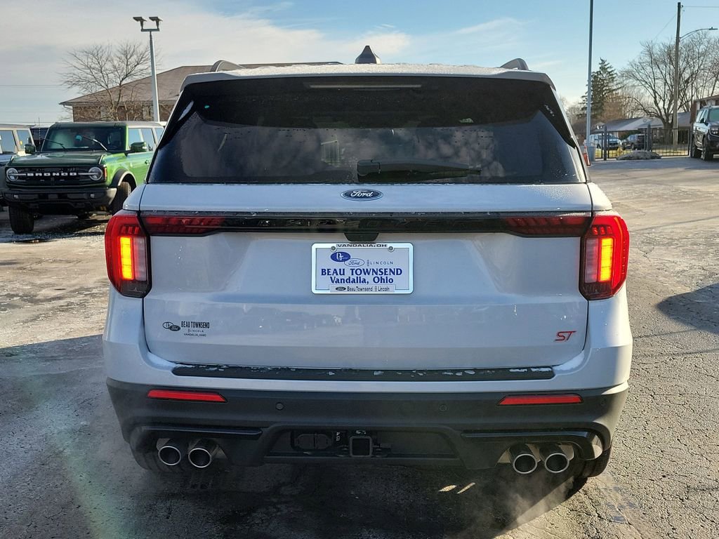 New 2026 Ford Explorer ST w/ Sun And Sound Package image 5