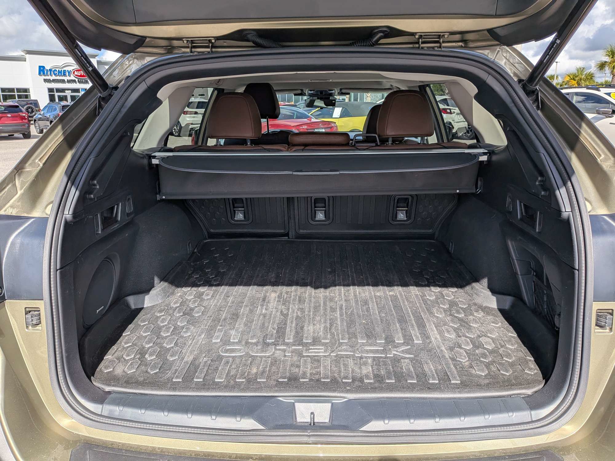 Certified 2025 Subaru Outback Touring XT w/ Popular Package #2 AWD/4WD image 12