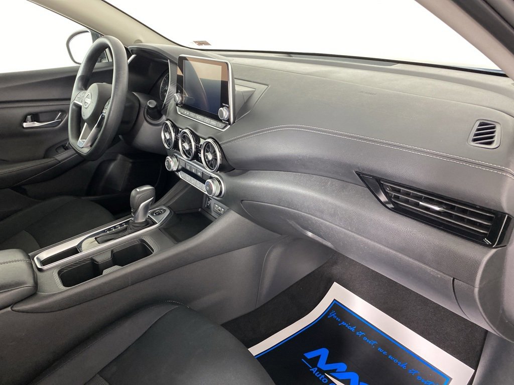 Used 2024 Nissan Sentra SV image 40