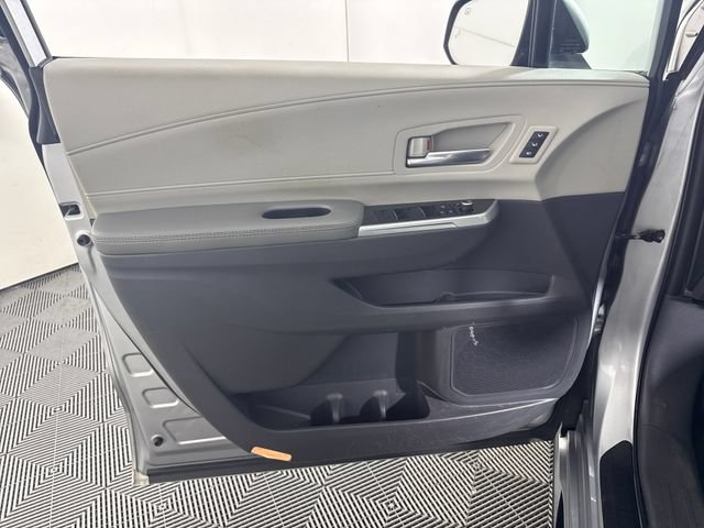 Used 2022 Toyota Sienna Limited AWD/4WD image 47