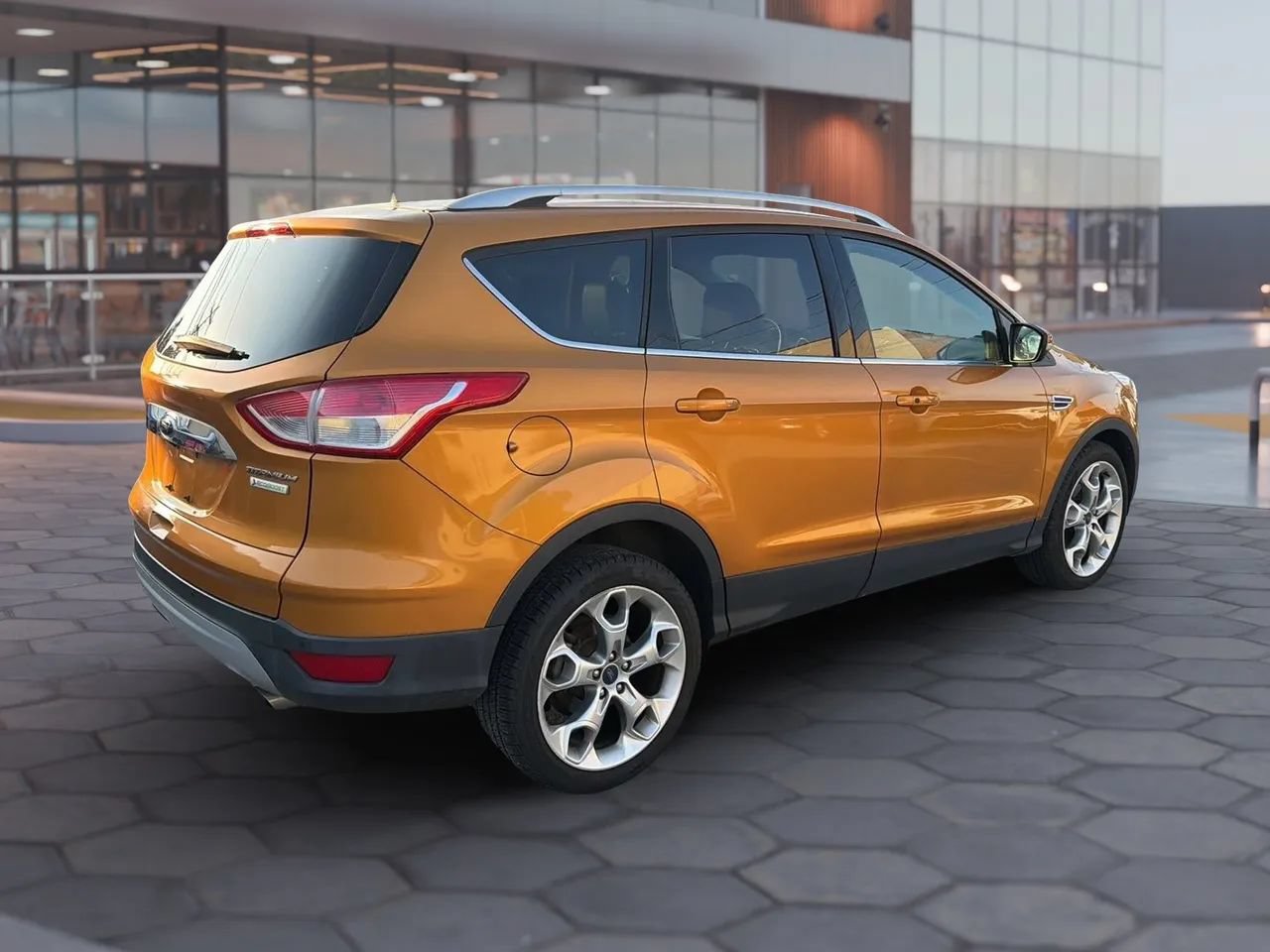 Used 2016 Ford Escape Titanium w/ Equipment Group 301A FWD image 12