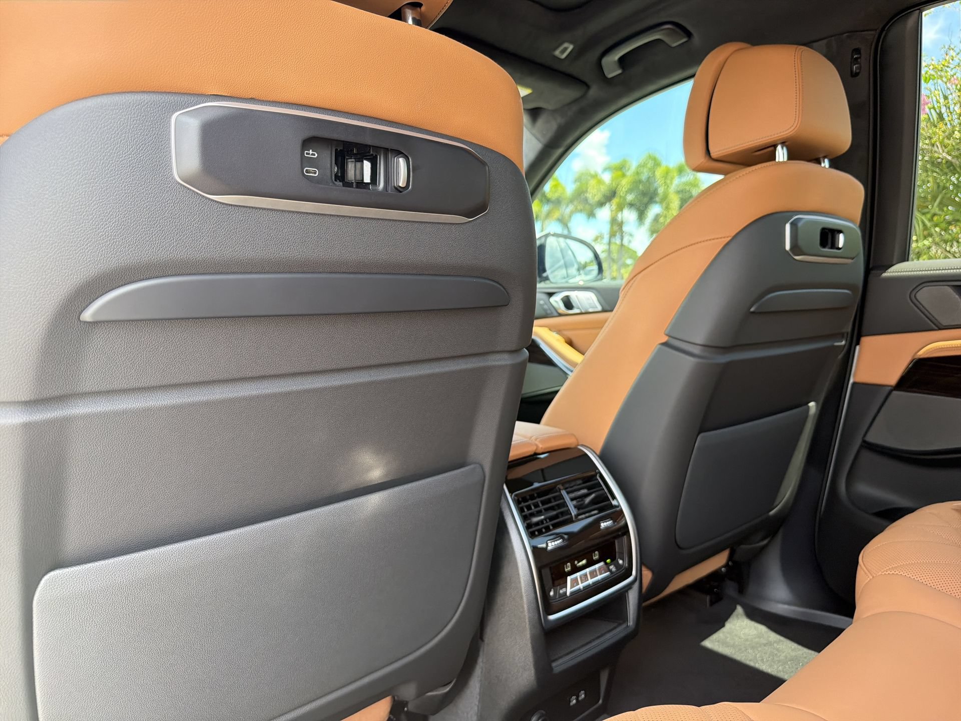 New 2027 BMW X7 xDrive40i AWD/4WD image 18