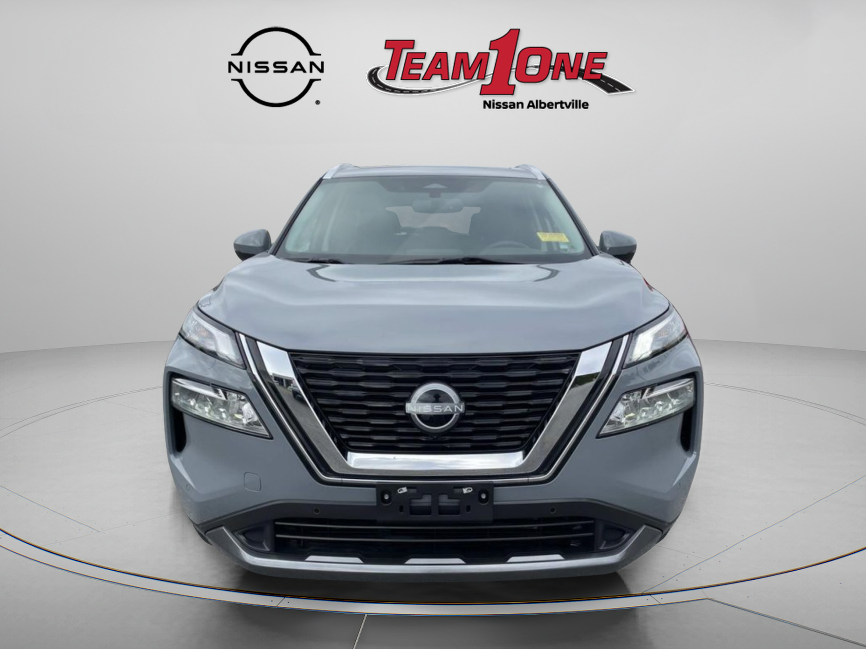 Used 2023 Nissan Rogue SL w/ SL Premium Package AWD/4WD image 2