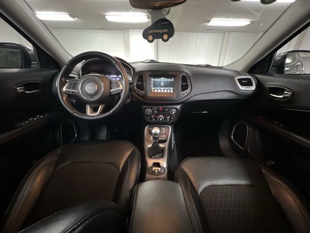 Used 2019 Jeep Compass Latitude w/ Popular Equipment Group AWD/4WD image 19