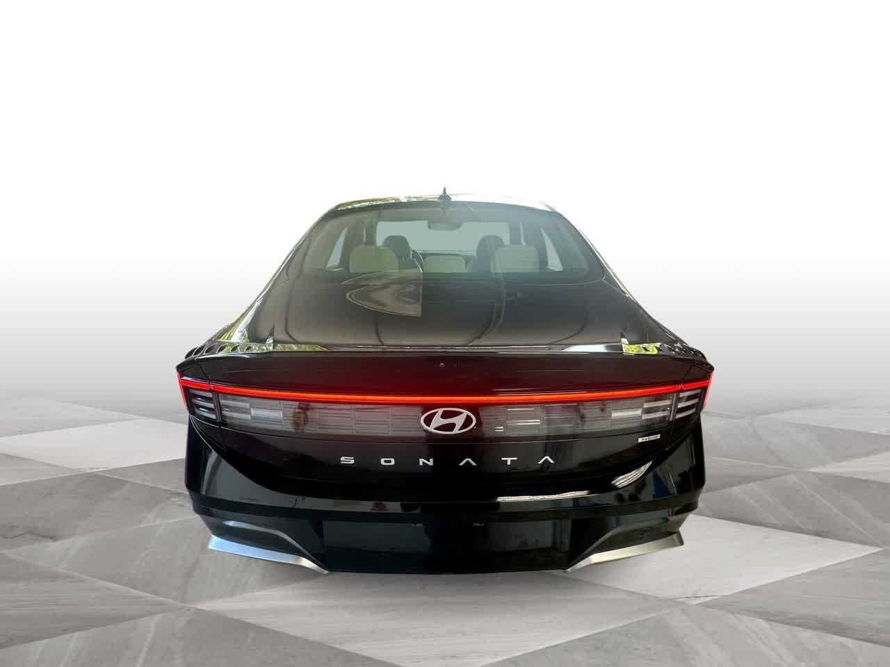 Used 2025 Hyundai Sonata SEL FWD image 7