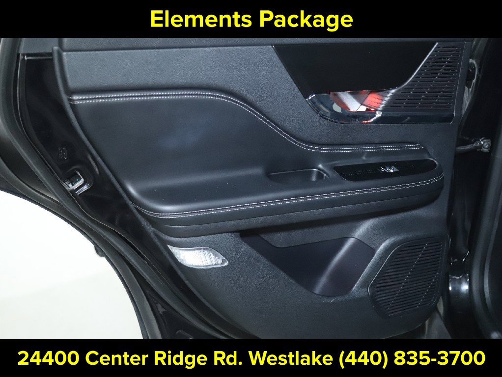 Certified 2022 Lincoln Corsair Reserve w/ Elements Package AWD/4WD image 13