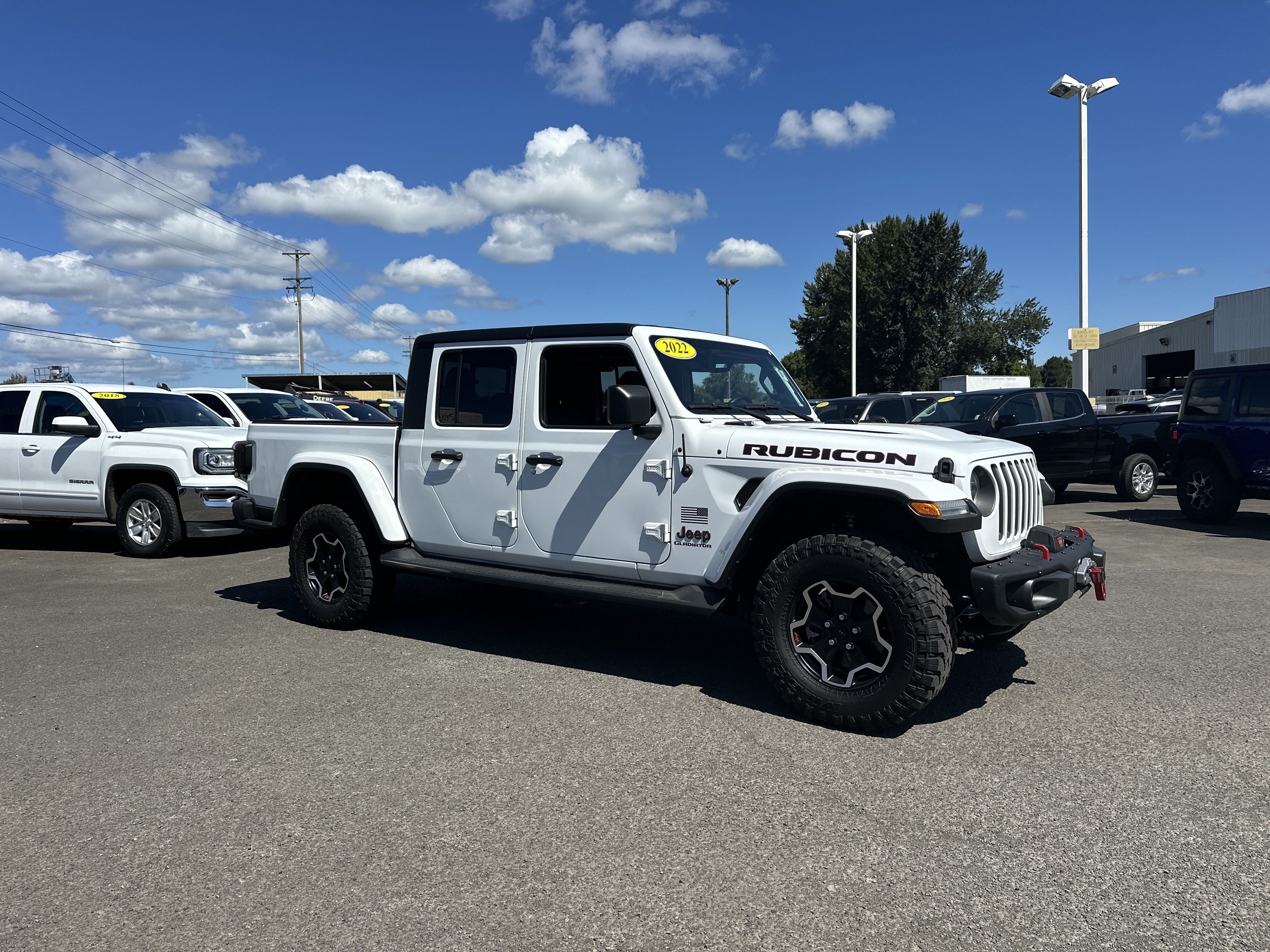 Used 2022 Jeep Gladiator Rubicon w/ LED Lighting Group AWD/4WD image 7