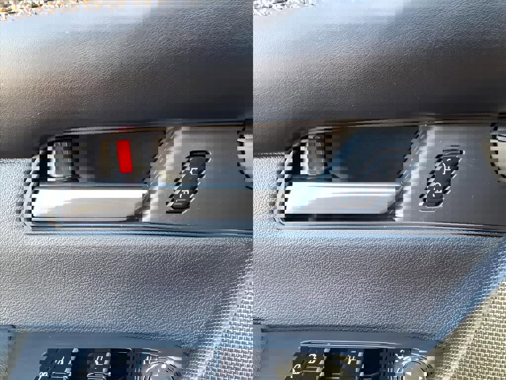 Used 2023 MAZDA CX-50 AWD 2.5 Turbo w/ Cargo Package image 16