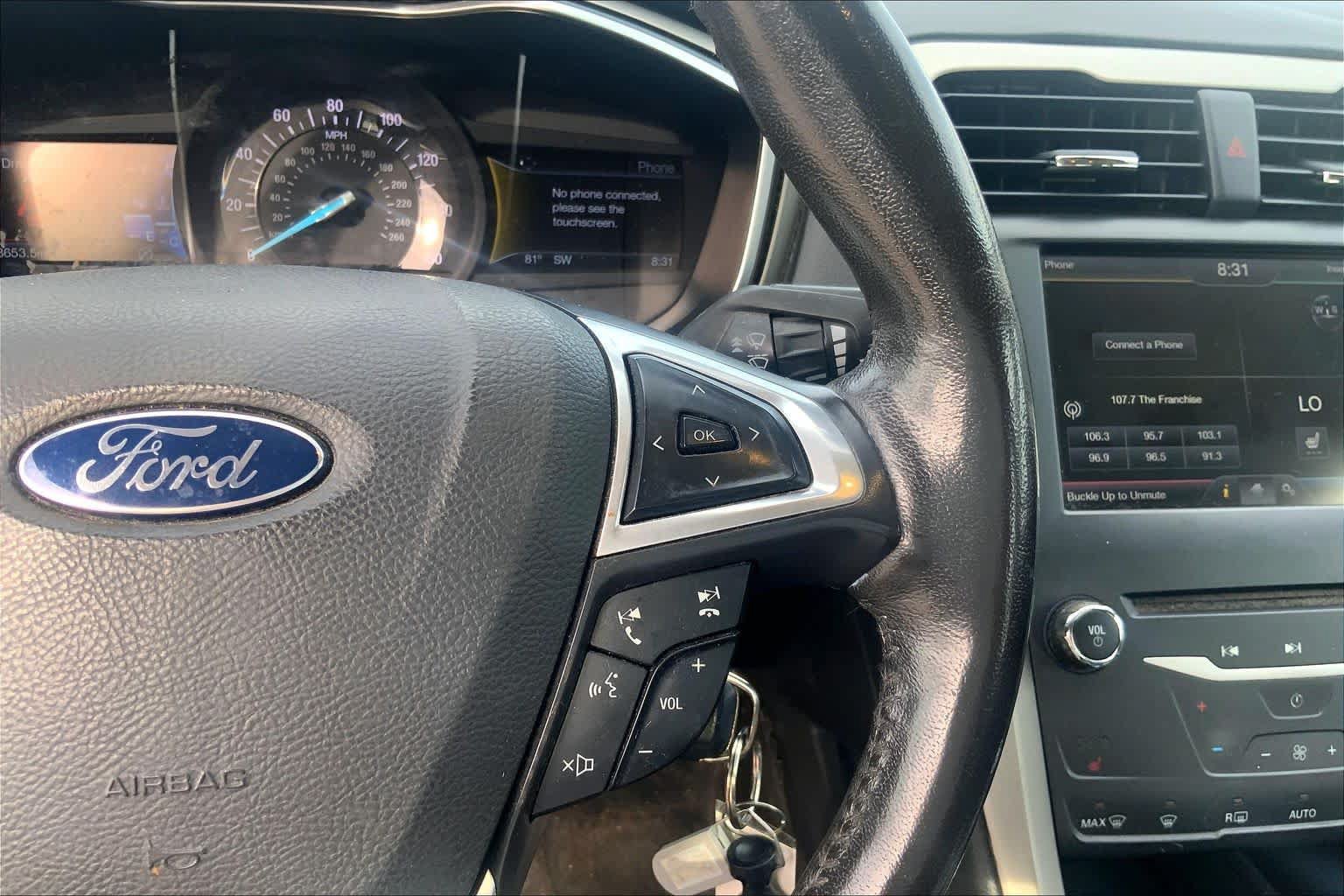 Used 2015 Ford Fusion SE w/ Equipment Group 202A FWD image 24